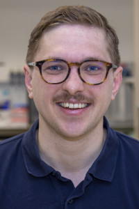 Dr. 