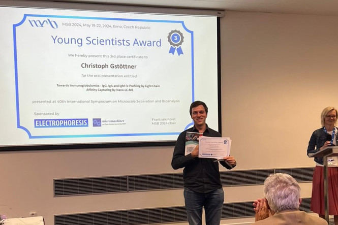 Christoph Gstöttner received the young scientist award 